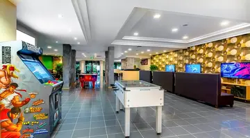 Emelda Sun Club