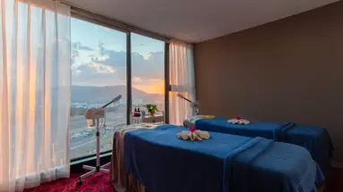 EMERALD BAY HOTEL & SPA