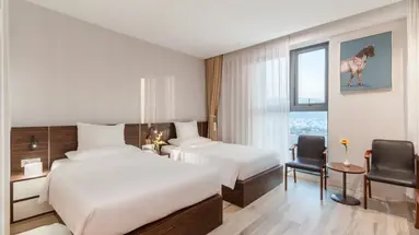 EMERALD BAY HOTEL & SPA