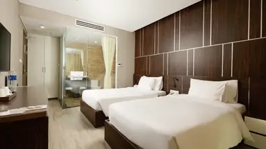 EMERALD BAY HOTEL & SPA