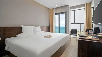 EMERALD BAY HOTEL & SPA