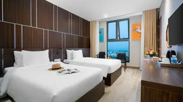 EMERALD BAY HOTEL & SPA
