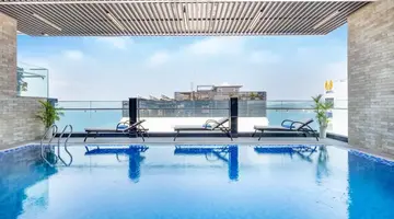 EMERALD BAY HOTEL & SPA