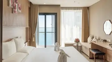 EMERALD BAY HOTEL & SPA