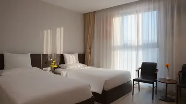 EMERALD BAY HOTEL & SPA