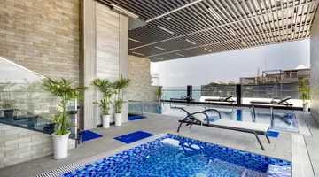 EMERALD BAY HOTEL & SPA