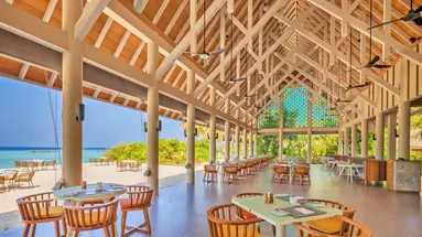 Emerald Faarufushi Resort and Spa