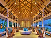 Emerald Faarufushi Resort and Spa