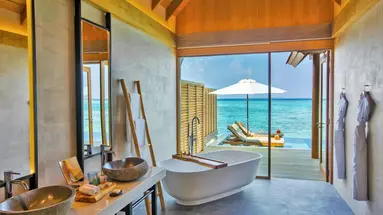 Emerald Faarufushi Resort and Spa