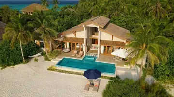 Emerald Faarufushi Resort & Spa 5