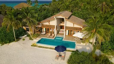Emerald Faarufushi Resort & Spa 5