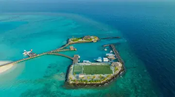 Emerald Faarufushi Resort & Spa 5