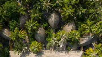 Emerald Faarufushi Resort & Spa 5