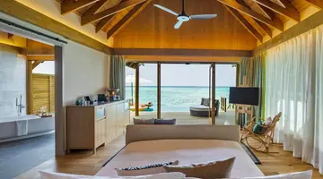Emerald Faarufushi Resort & Spa 5