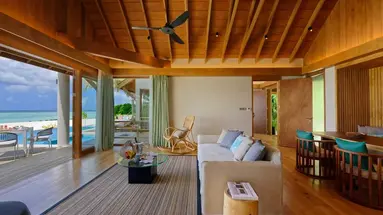 Emerald Faarufushi Resort & Spa 5
