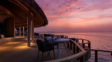 Emerald Faarufushi Resort & Spa