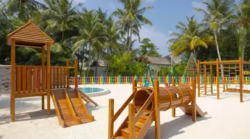 Emerald Faarufushi Resort & Spa