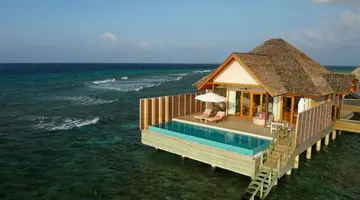 Emerald Faarufushi Resort & Spa