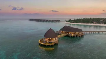 Emerald Faarufushi Resort & Spa