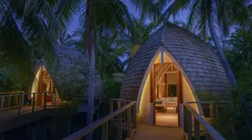Emerald Faarufushi Resort & Spa