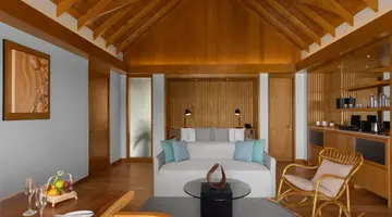 Emerald Faarufushi Resort & Spa