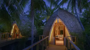 Emerald Faarufushi Resort & Spa