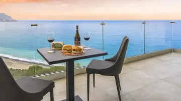 Emerald Hotel Residence