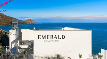 Emerald Hotel Residence