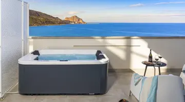 Emerald Hotel Residence