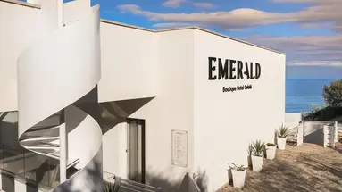 Emerald Hotel Residence