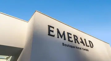 Emerald Hotel Residence