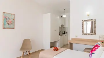 Emerald Hotel