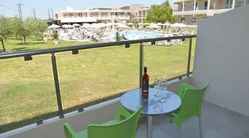 Emerald Hotel