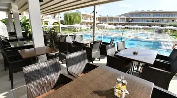 Emerald Hotel