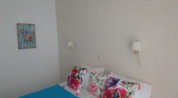 EMERALD STUDIOS & HOTEL (EX. EMERALD APARTMENT)