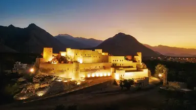 Emiraty Arabskie i Oman - Złote wrota pustyni