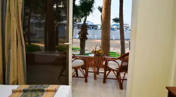 EMPIRE BEACH AQUA PARK