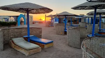 EMPIRE BEACH AQUA PARK