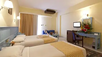 Empire Hotel Aqua Park (Ex. Royal Star Empire Hotel)