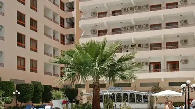 Empire Hotel Aqua Park