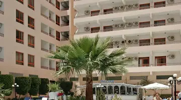 Empire Hotel Aqua Park