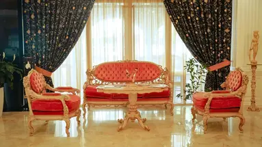Empire Hotel
