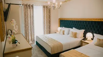 Empire Hotel