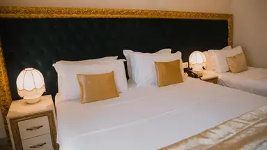Empire Hotel