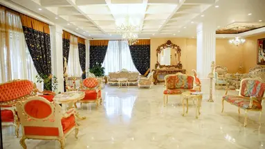 Empire Hotel