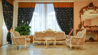 Empire Hotel