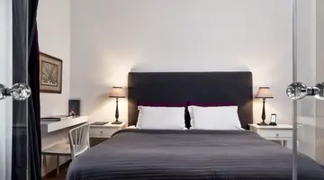 Emporikon Athens Hotel