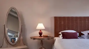 Emporikon Athens Hotel