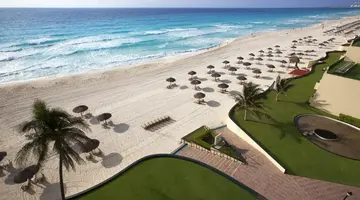 Emporio Cancun