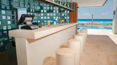 Emporio Cancun